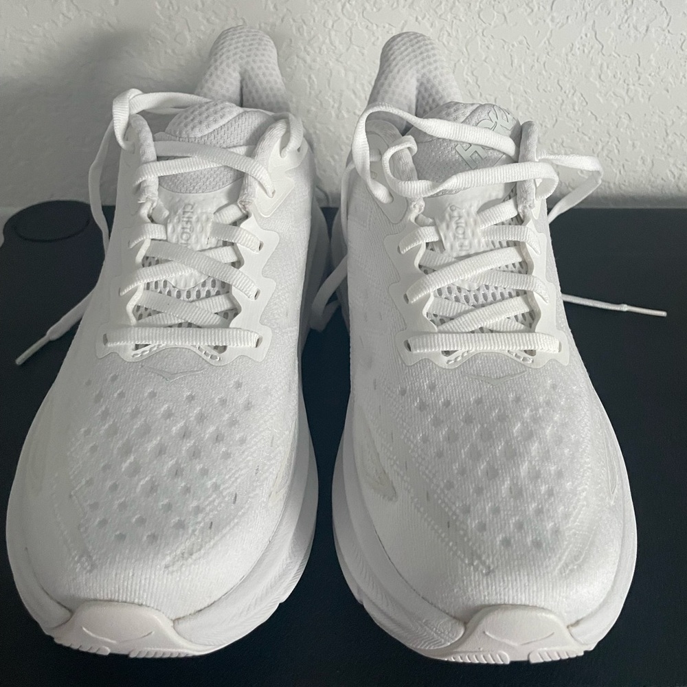 New HOKA ONE ONE Clifton 9 White Sneaker Womens 7.5